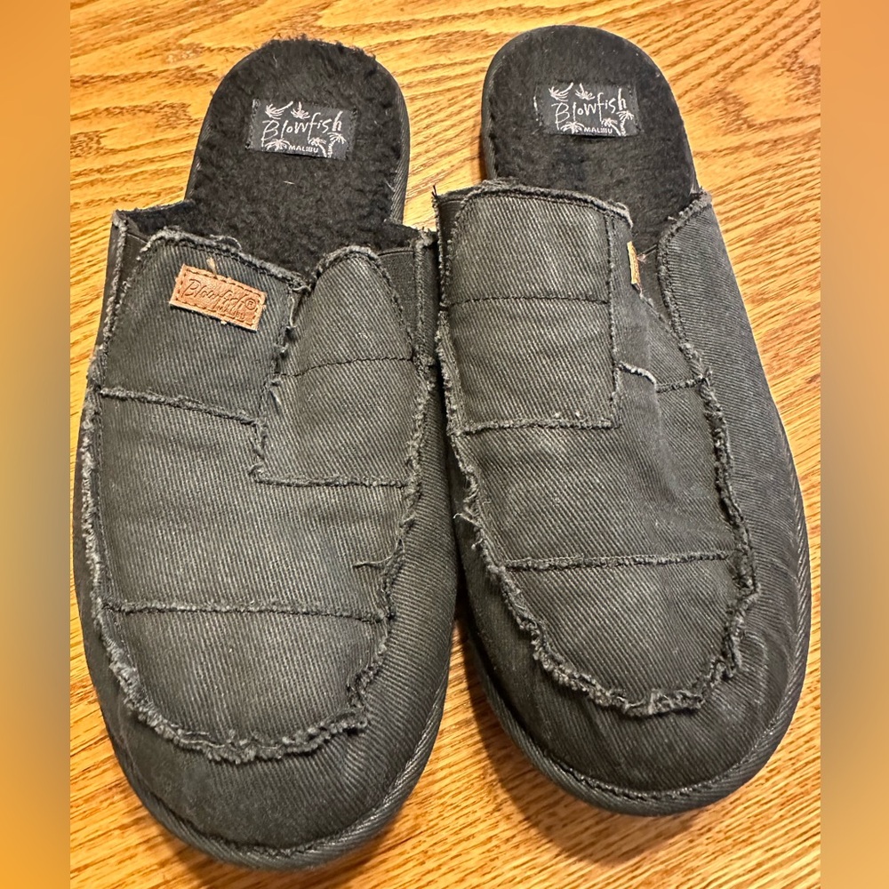 Blowfish Women's Black Distressed Loafers